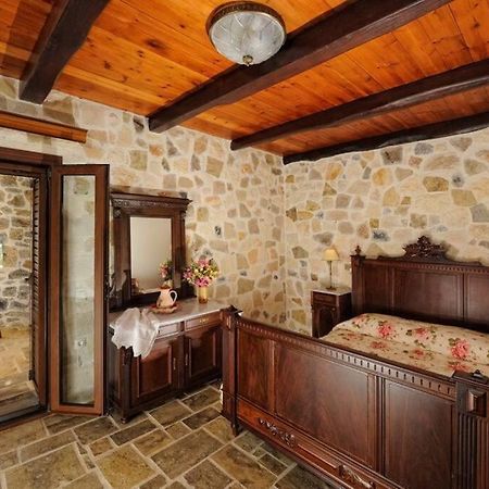 Stone House With Sea View Villa Achlia Bagian luar foto